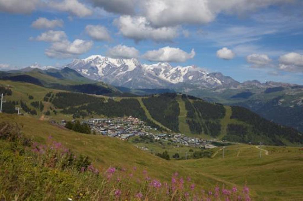 Lagrange Vacances Les Chalets Du Mont Blanc Hauteluce Exterior foto